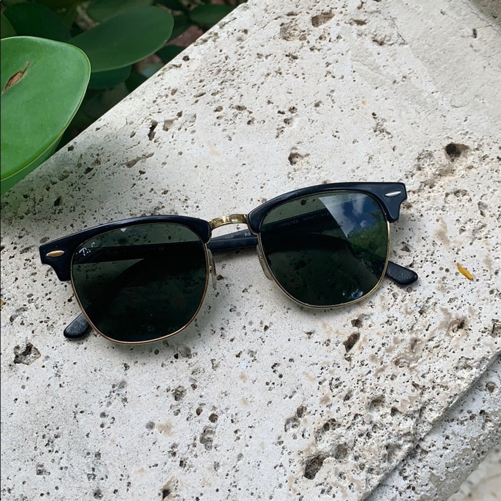 black ray and glasses